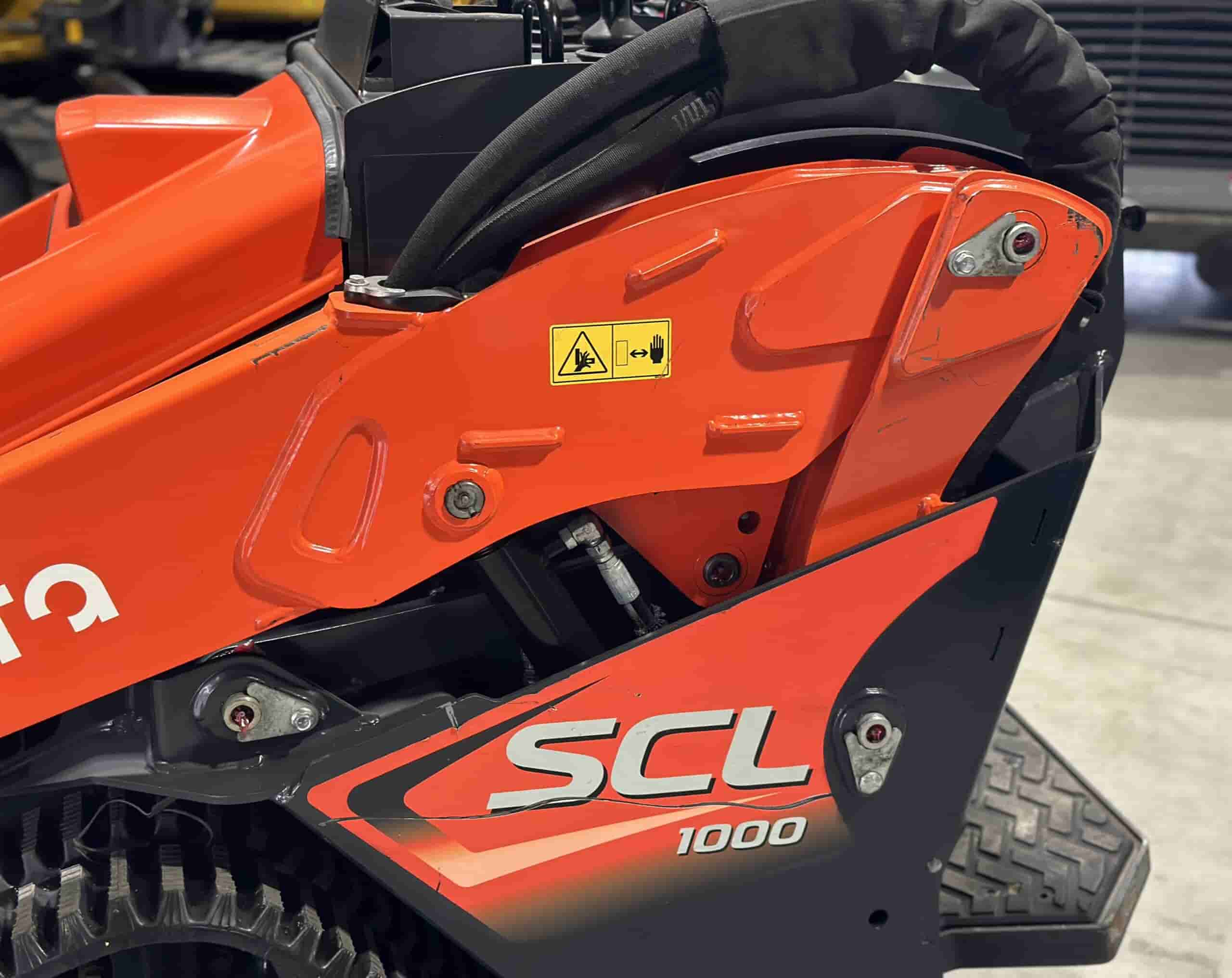 2021 KUBOTA SCL1000
